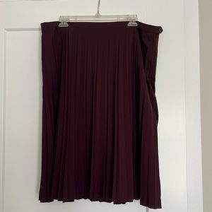 H&M Pleated Skirt